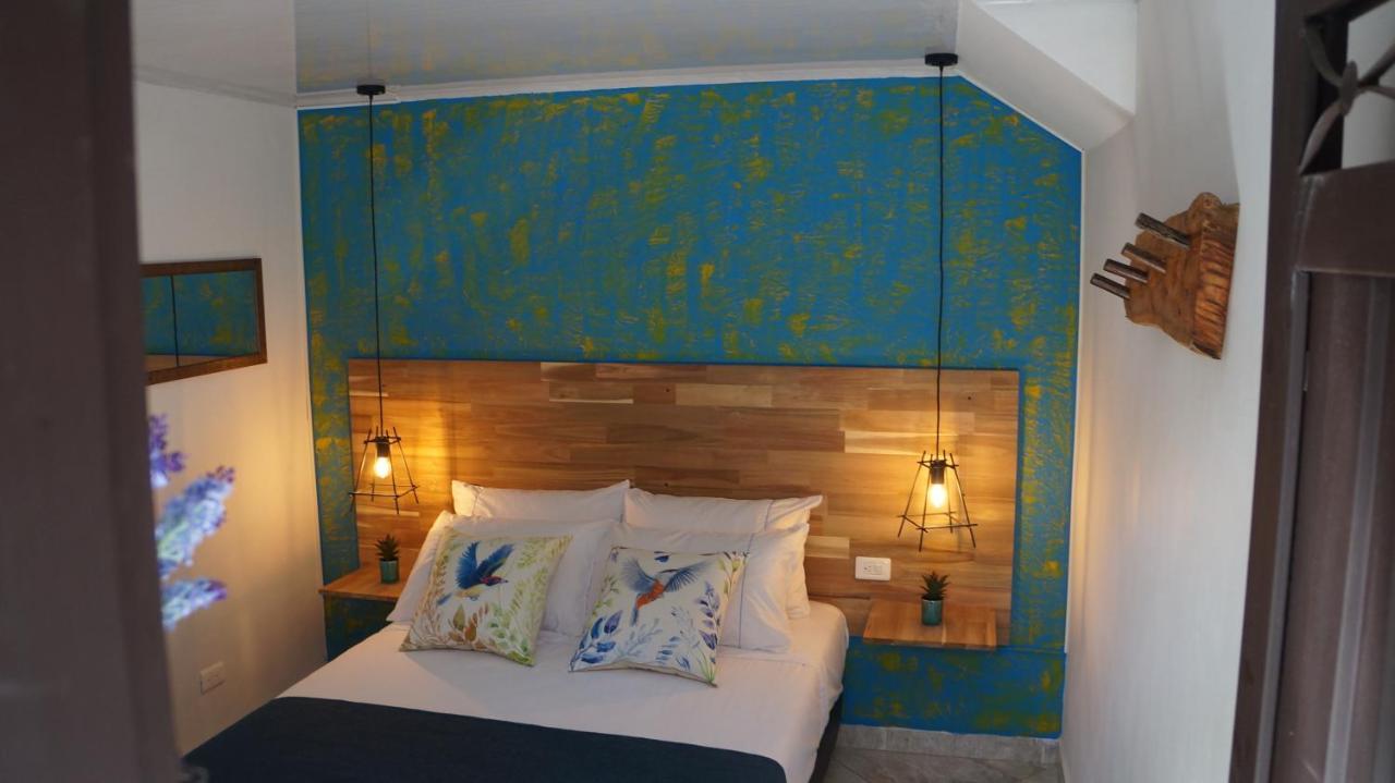 El Jardin De La 10 Hotel Medellín Eksteriør billede