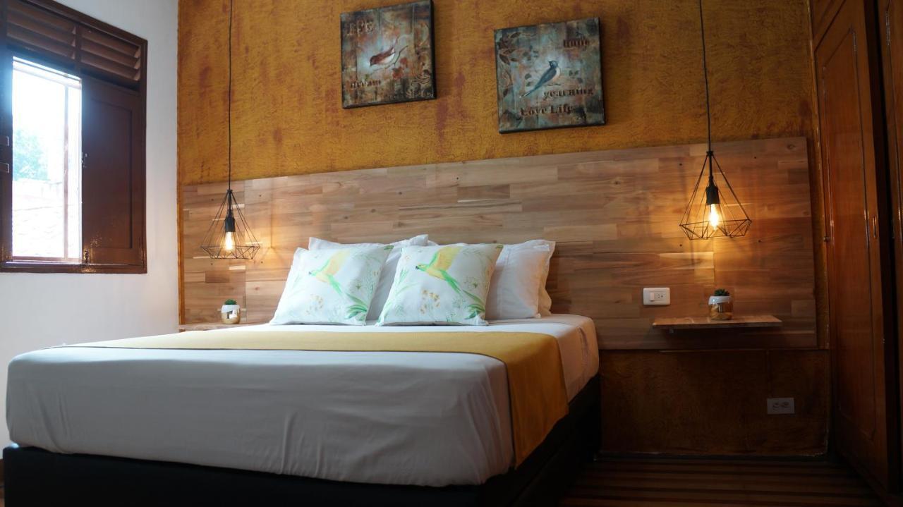 El Jardin De La 10 Hotel Medellín Eksteriør billede