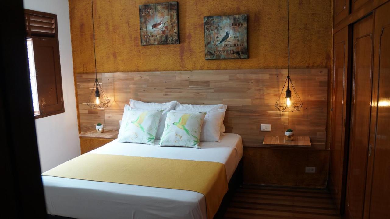 El Jardin De La 10 Hotel Medellín Eksteriør billede