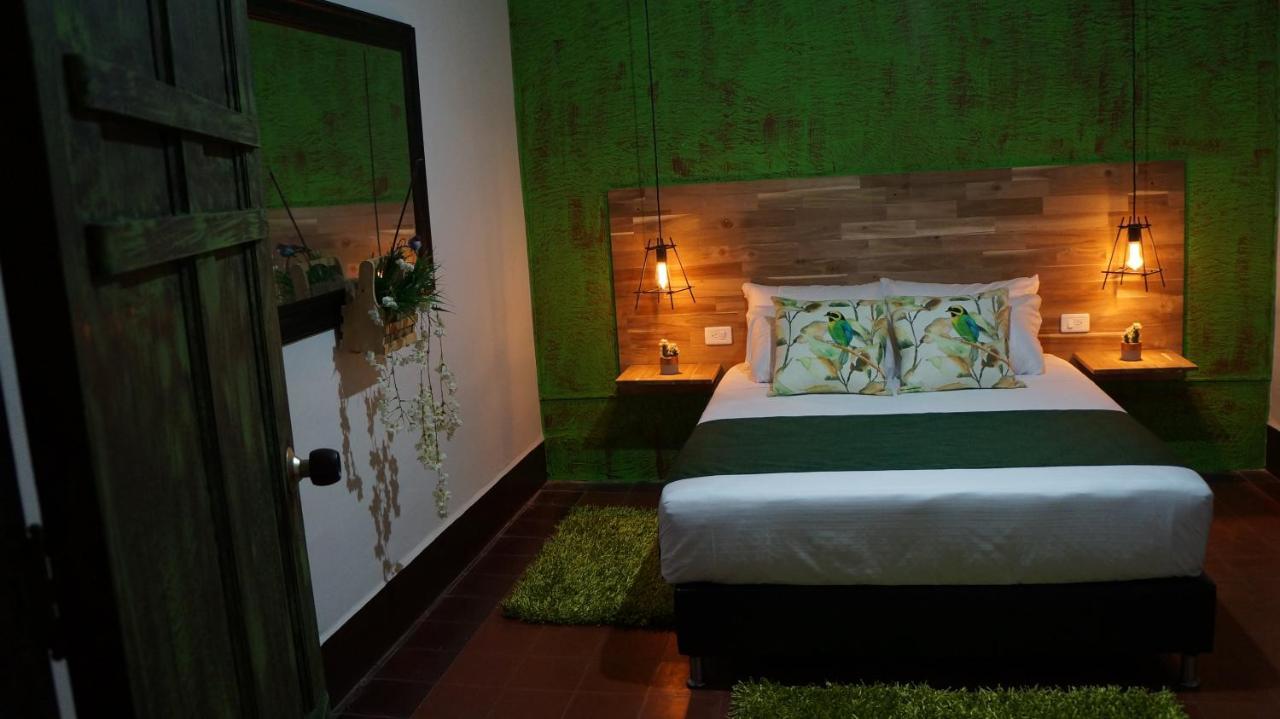 El Jardin De La 10 Hotel Medellín Eksteriør billede