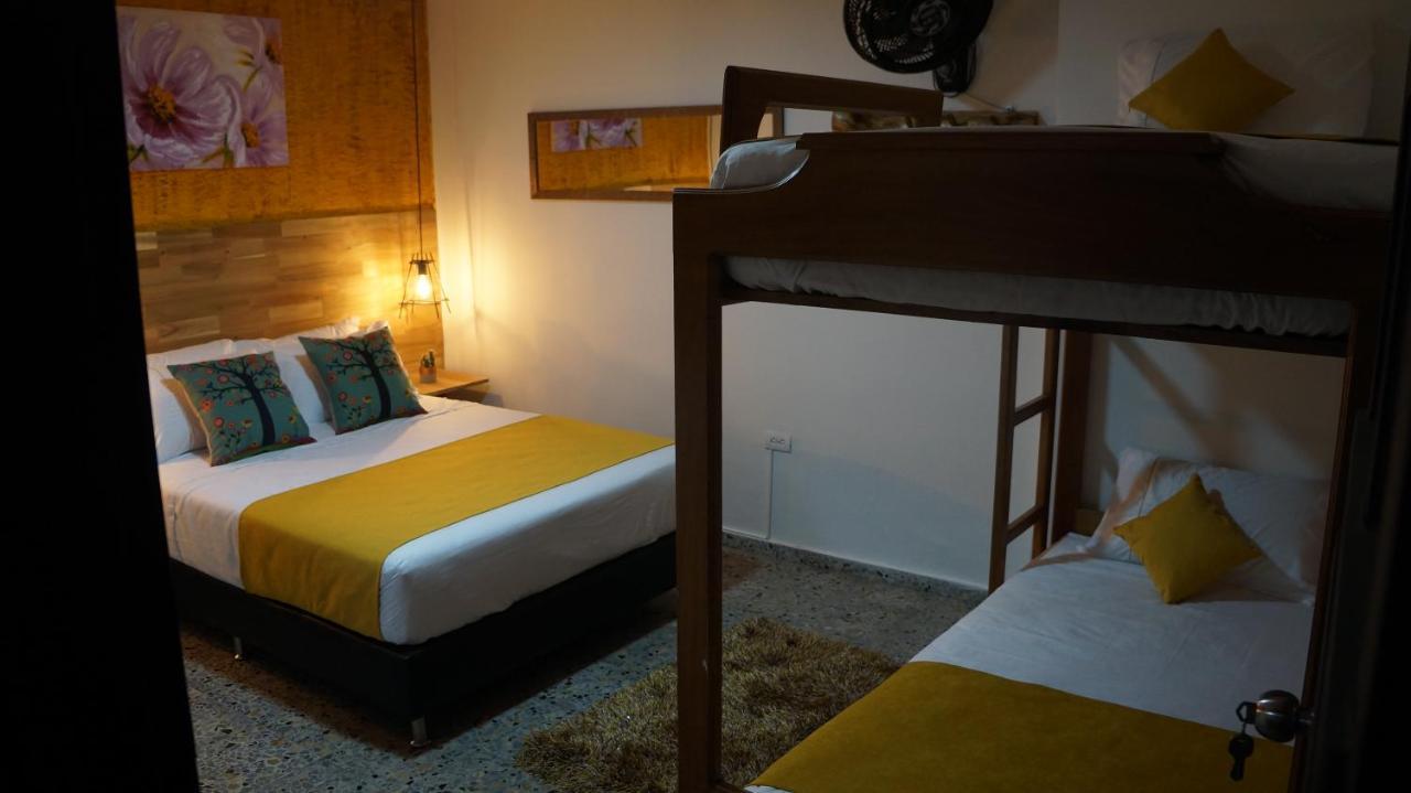 El Jardin De La 10 Hotel Medellín Eksteriør billede