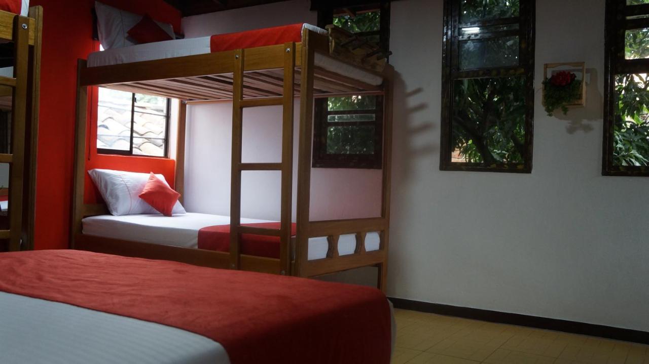 El Jardin De La 10 Hotel Medellín Eksteriør billede