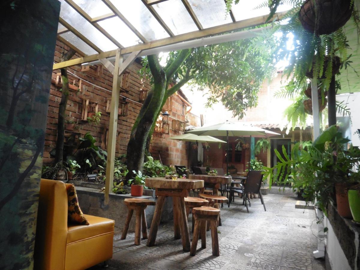 El Jardin De La 10 Hotel Medellín Eksteriør billede